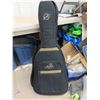 Image 5 : Johnson Acoustic Guitar with Case 