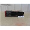 Image 1 : 2 Hard Cover Books :  The Encylcopedia of Weapons + Tanks 
