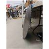Image 2 : Mandrel Buzz Saw Blade 32"