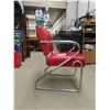 Image 2 : Retro Office Waiting Room Chair
