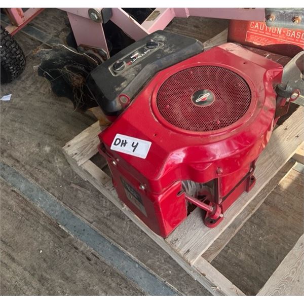14 HP Briggs + Stratton V Twin Engine Not Seized, No Starter
