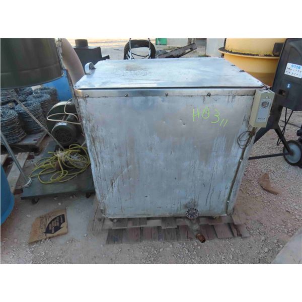 Hot Water Heater/ Tank on Casters with Lid 24" x 32" x 34"