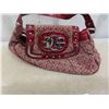Image 4 : Purses ; 2 Guess, Kathy Van Zeeland - knock offs??