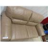 Image 3 : Leather Love Seat 63" Wide