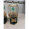 Image 4 : 3 Coin Operated Gumball Machines - NO Keys