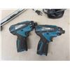 Image 2 : 2 Makita 12V Drill + Charger, 1 Battery, Hard Case, Tool Belt, Nail Puller, 1/2" 