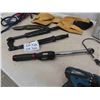 Image 7 : 2 Makita 12V Drill + Charger, 1 Battery, Hard Case, Tool Belt, Nail Puller, 1/2" 