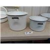 Image 6 : Enamel Turkey Roaster, 2 Large Pots with Lids, 2 Basins, Strainer