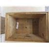 Image 6 : 2 Wooden Crates ; 7Up 10.5"  11" x 18" & Castrol with Lid 10.5" 11" x 17"