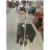 Image 3 : Modern Floor Lamp - Little Tipsy