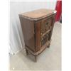 Image 2 : Majestic Cabinet Radio 13" x 23" x 38"