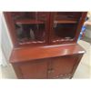 Image 4 : Mahogany China Cabinet - 2 pc 21" x 40" x 78"