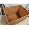 Image 3 : Crown Cork + Seal Company Wooden Crate 20" x 21" x 28"