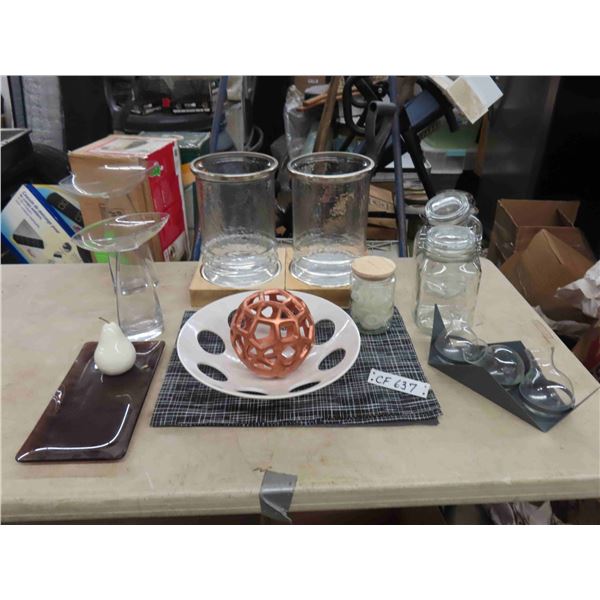 Kitchen Décor ; Canister, plus more