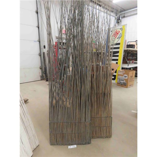 Room Décor; 3 White + 2 Grey Reed Display - approx. 22" x 72"