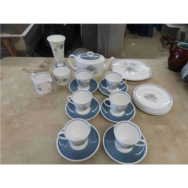 23 Pcs Bone China - Glen Mist Including ; Cups, Saucers, Bread + Butter Plate,