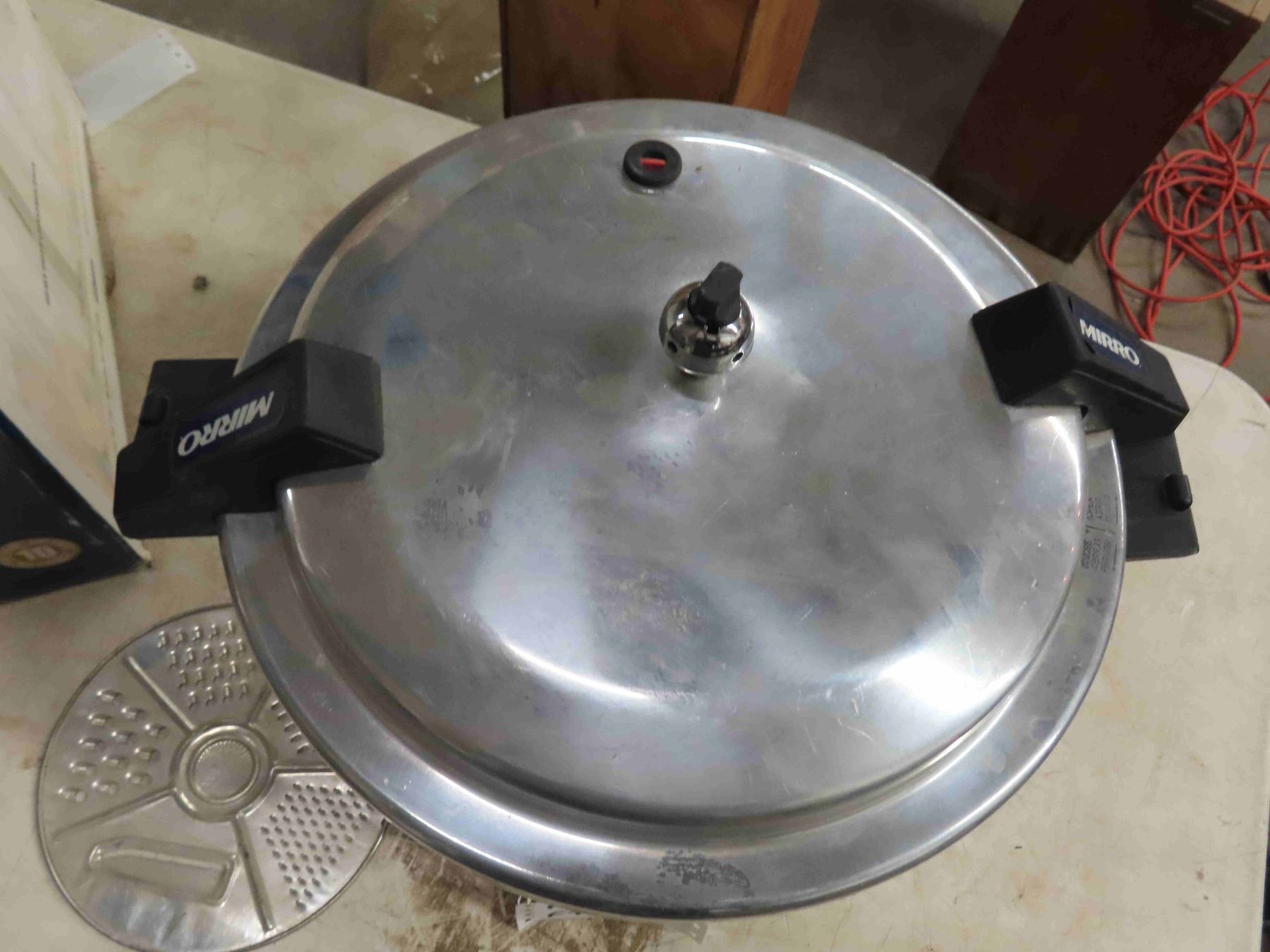 Mirro 22 Qt Pressure Cooker