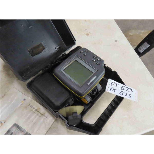 Hummingbird Wide One Hundred Fish Finder