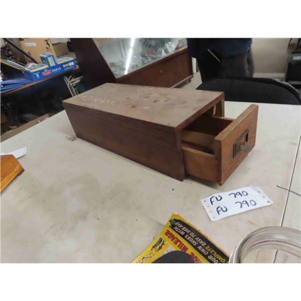 Oak Index Cabinet 5" x 7" x 17"