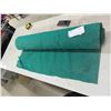 Image 3 : Roll of Show Case Green 36" Wide