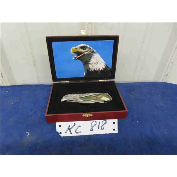 Invicta Pocket Knife with Case