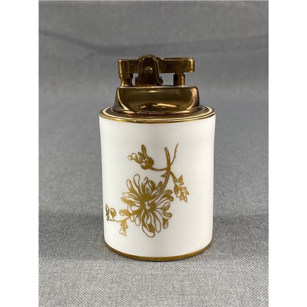 Delicate Hand Painted Hammersley Bone Chine Tabletop Lighter - England