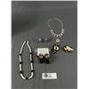 Image 1 : Lot Of Misc Jewelry - Earrings & Necklaces