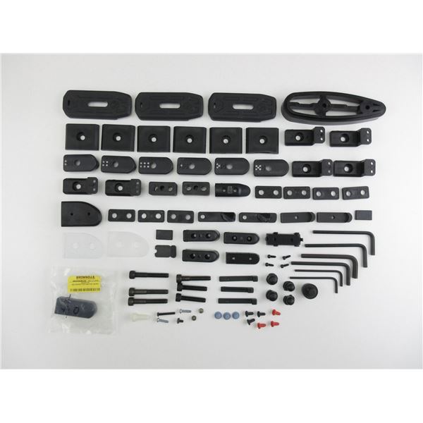 ASSORTED GUN PARTS LOT