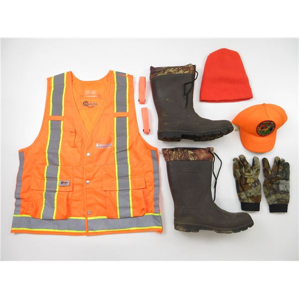 KAMIK WATERPROOF WINTER BOOTS WITH LINER, SIZE 11, SAFETY TEAR AWAY VEST, XXX-LARGE, TOQUE, BALL CAP