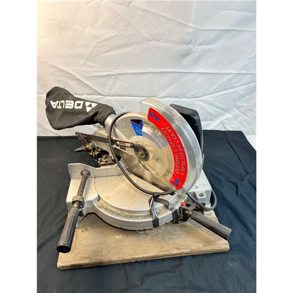 Delta 10" Compound Miter Saw