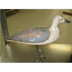 17" Wood Seagull with Brass Legs  (13)