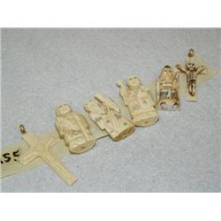 Lot of 2 Crosses and 4 Chinese Men carved in Mammoth Ivory (33)