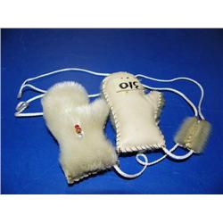 Eskimo Yo yo Mittens Maria Anariark of Togiak  (1)