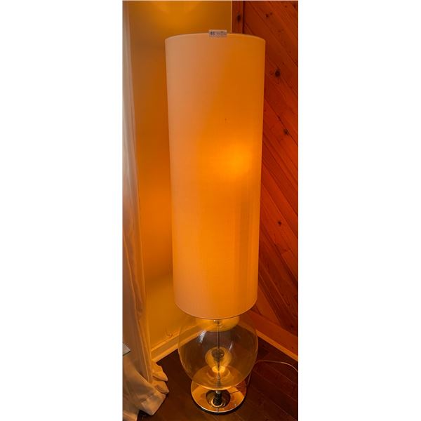 Beautiful Unique Lamp 67H