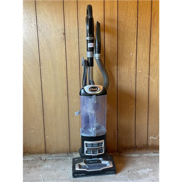 Shark Professional Navigator Vaccum