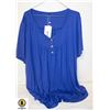 Image 1 : RANPHEEWOMENS BLUE SHORT SLEEVE HENLEY