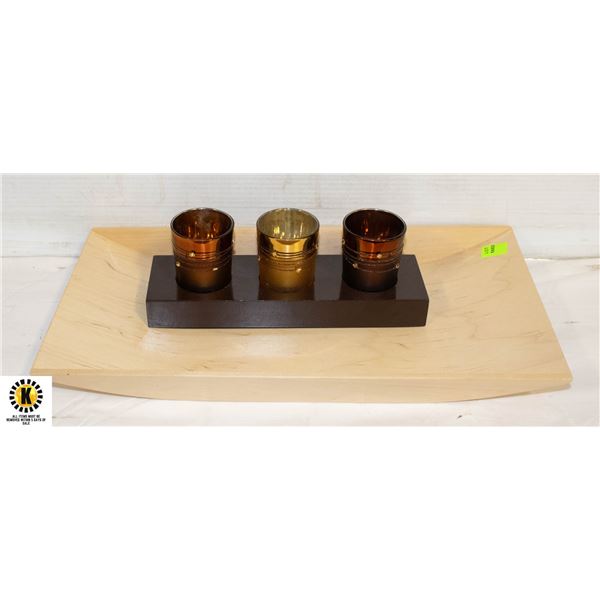 WOODEN TRAY WITH 3 ORNAMENTAL GLASSES