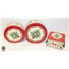 Image 1 : 5 VINTAGE CHRISTMAS TINS