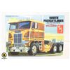 Image 1 : WHITE FREIGHTLINER AMT MODEL KIT