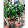 Image 1 : ARTIFICAL TREES LOT OF 3