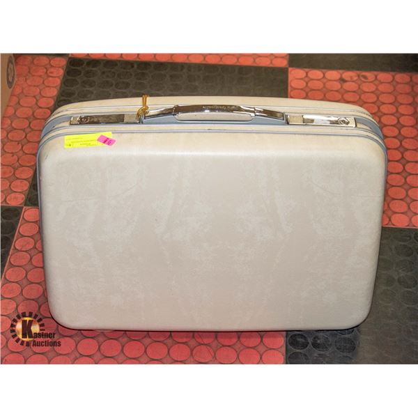 WHITE SAMSONITE SUITCASE