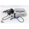 Image 1 : SUPER NINTENDO CONSOLE W/ CONTROLLER & CABLES