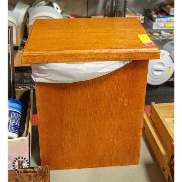WOODEN LIDDED WASTE BASKET