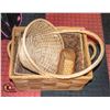 Image 1 : 4 PCS WOVEN WICKER BASKETS W/HANDLES