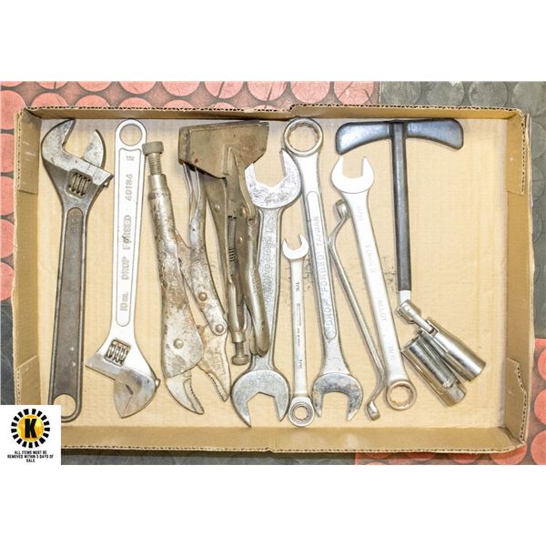 TOOLS FLAT