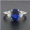 Image 3 : Platinum 3.46 ctw GIA Oval Brilliant Ceylon Blue Sapphire Diamond Engagement Rin