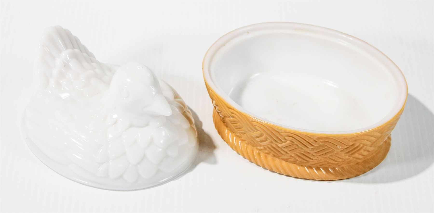 NESTING HEN CANDY DISH