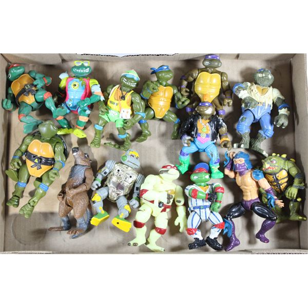 VINTAGE NINJA TURTLES FIGURES