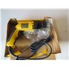 Image 2 : DeWalt DW511 VSR Hammer Drill in Box