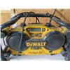 Image 2 : DeWalt DC011 Work Site Radio/Charger